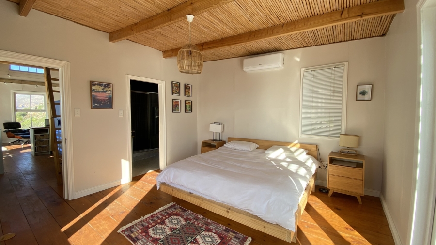 3 Bedroom Property for Sale in Cairnside Western Cape